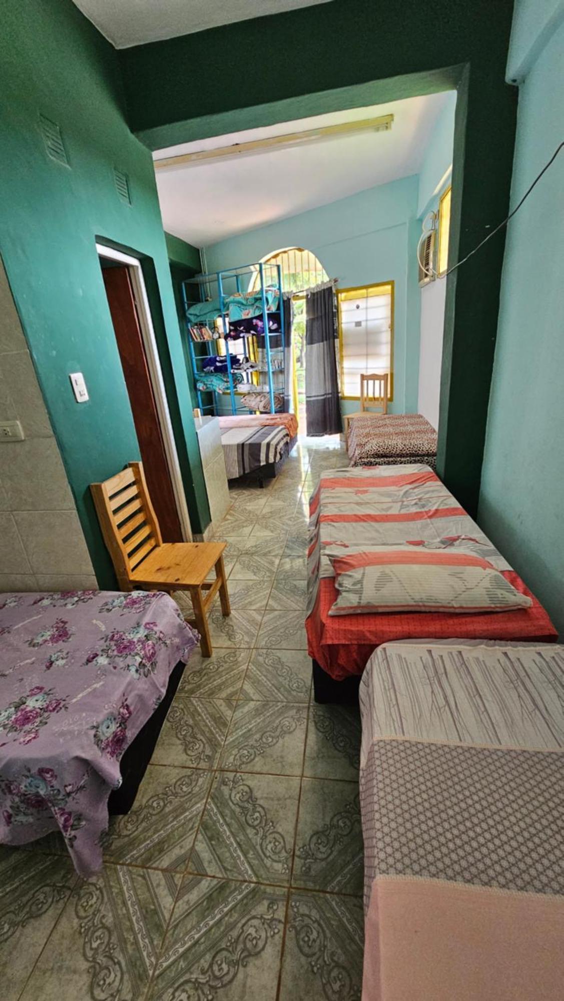 Departamentos Chow Chow Apartment Posadas Bagian luar foto